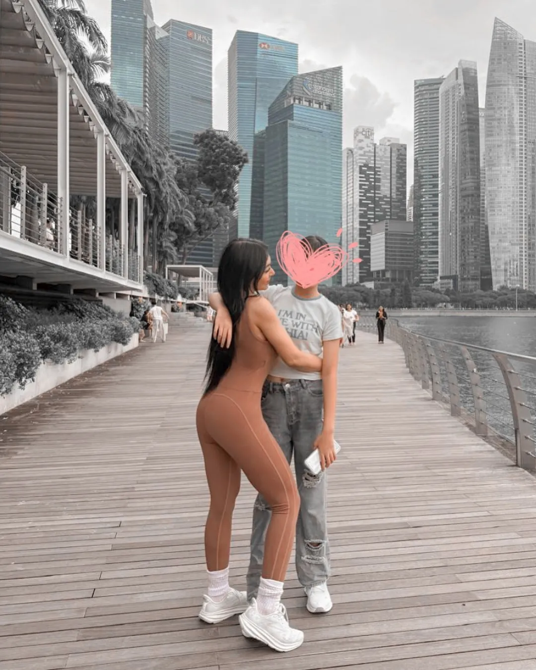 Denada peluk Aisha © instagram.com/denadaindonesia