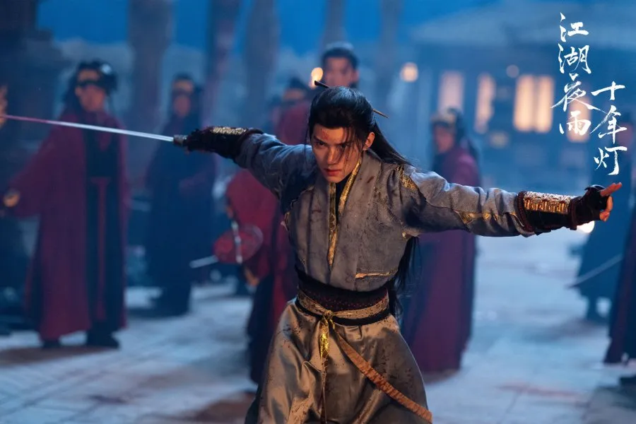 Aksi latihan Zhou Yiran yang totalitas sebagai Mu Qingyan (credit:mydramalist)