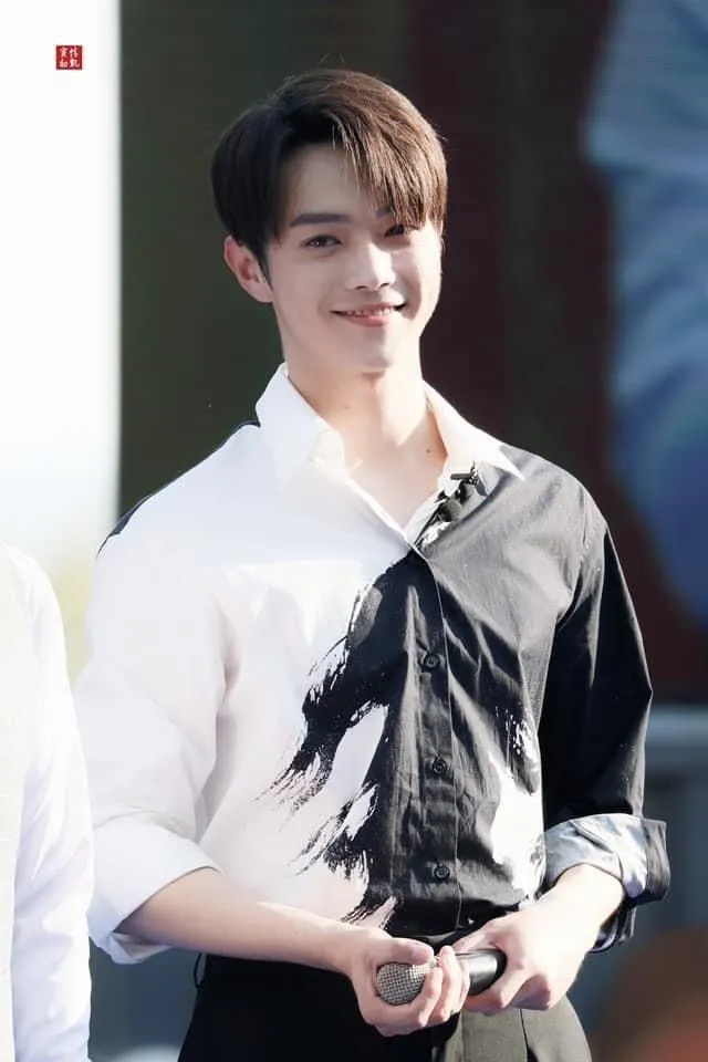 Xu Kai - copyright: id.pinterest.com/sasahmadali