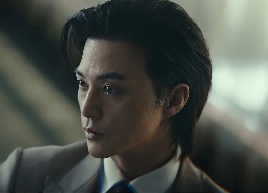 Park Tae-woo: CEO yang Bengis (credit: TVING)