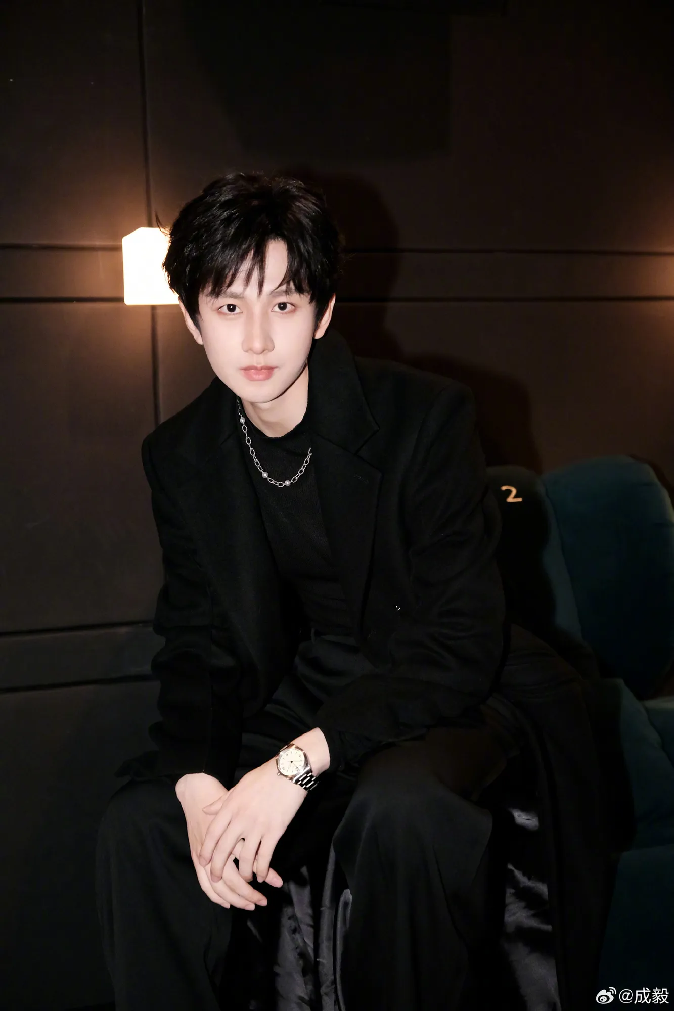 Temukan akun Instagram aktor China tampan yang jadi idola (credit:weibo)