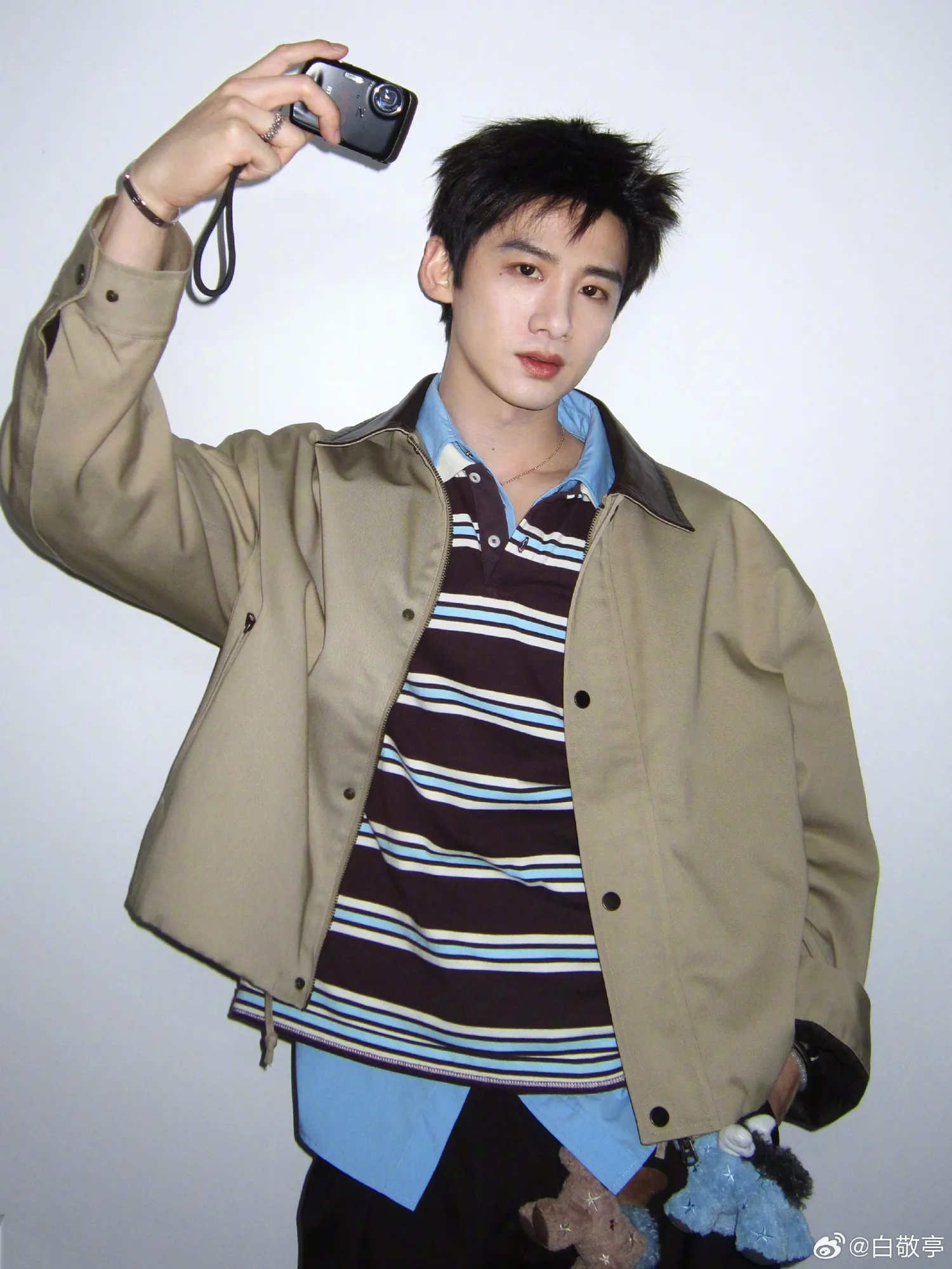 Temukan akun Instagram aktor China tampan idola sejuta umat (credit:weibo)