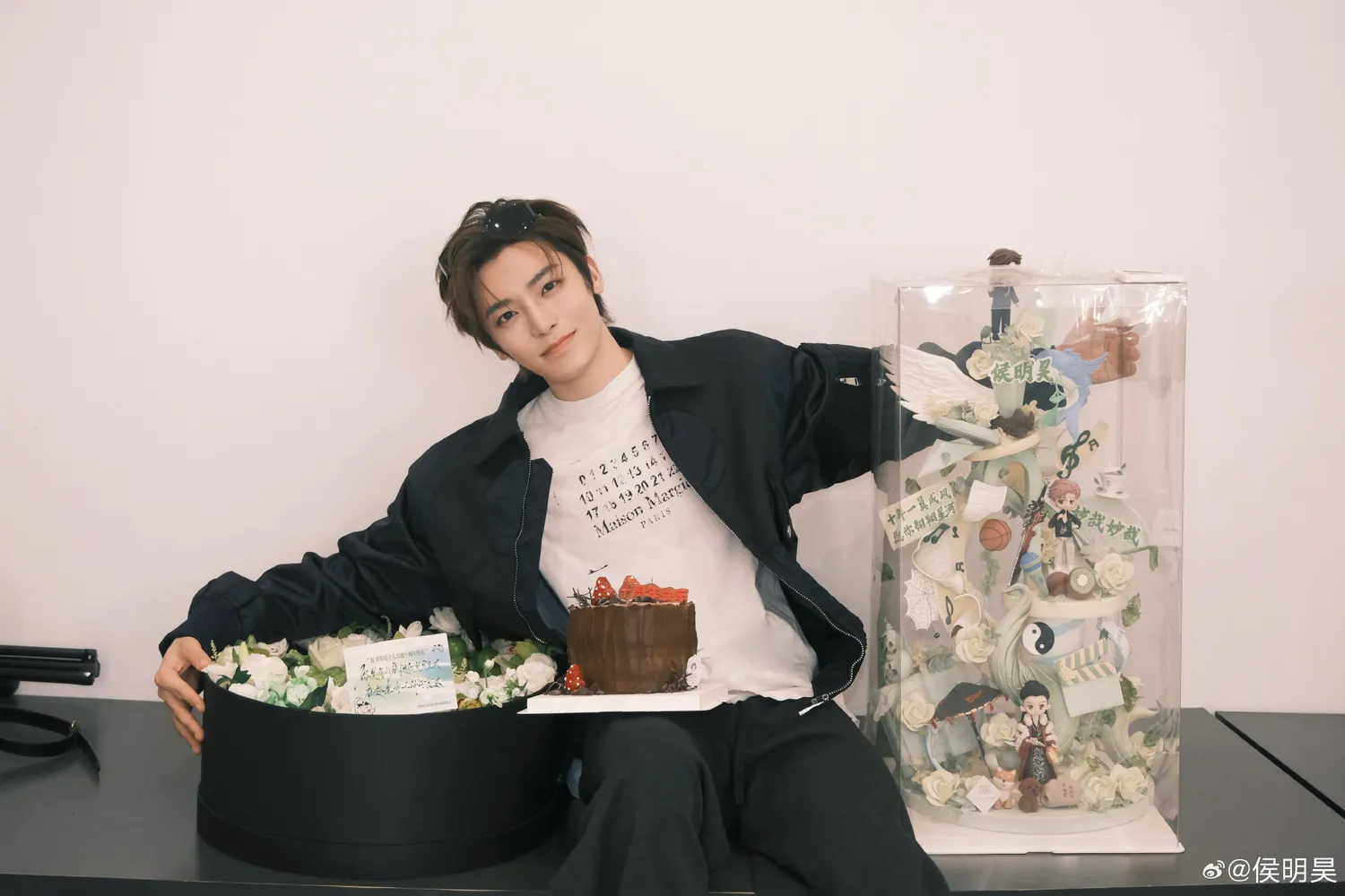 Temukan akun Instagram aktor China tampan idola sejuta umat (credit:weibo)