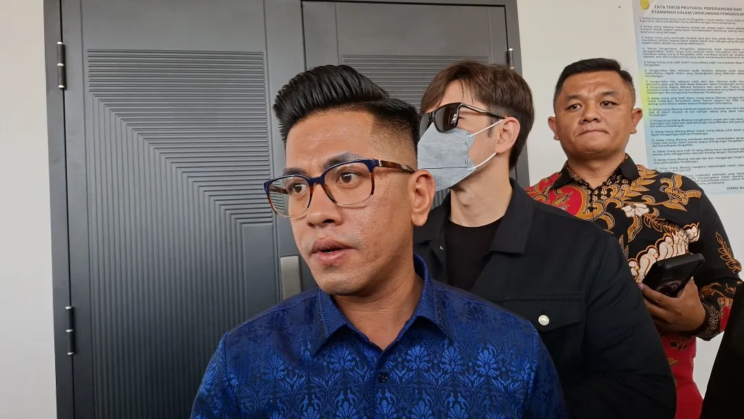 Anthony Xie Bersama Kuasa Hukum © KapanLagi.com/Fikri Alfi Rosyadi