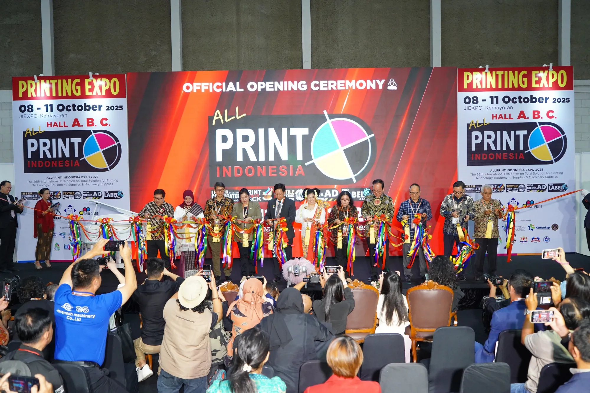 Dukungan dari Berbagai Pihak