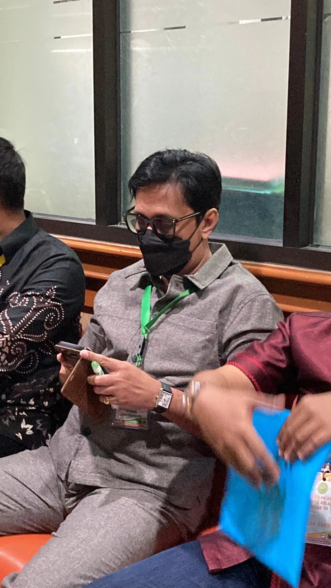 Tetap di Mediasi