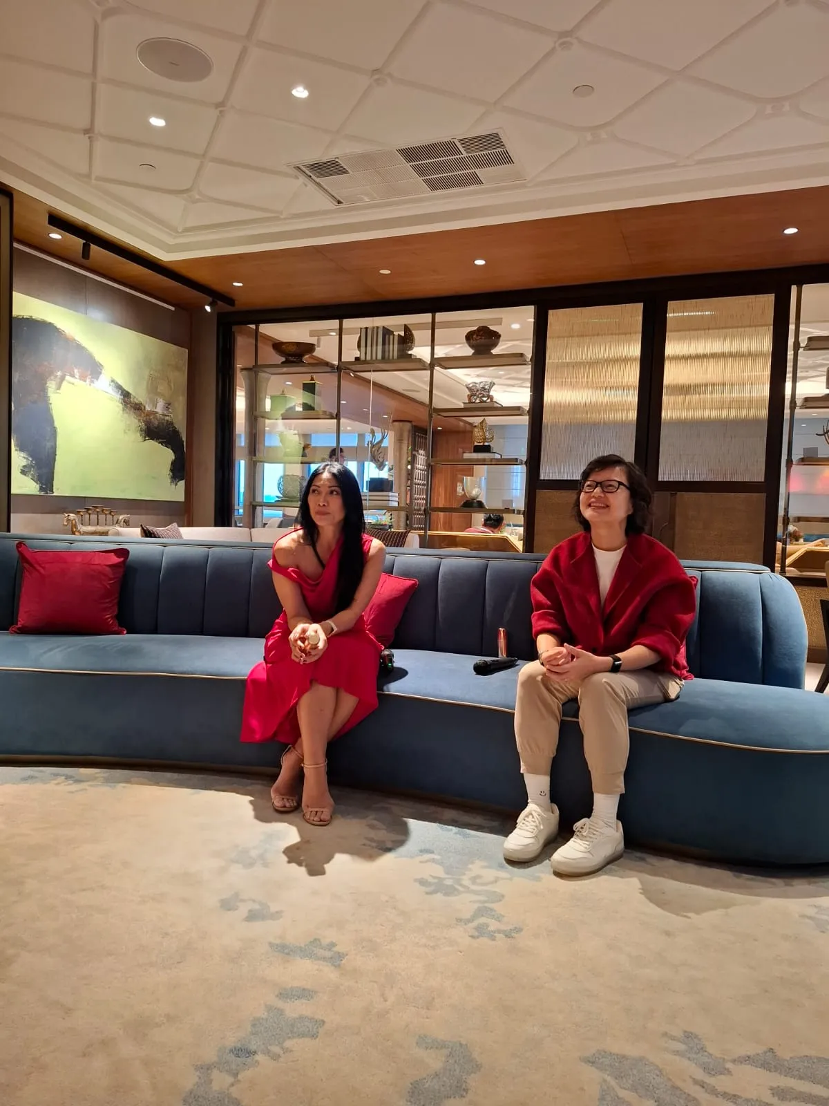 Paras Cantik Anggun C.Sasmi Pakai Dress Mewah (cr:istimewa)