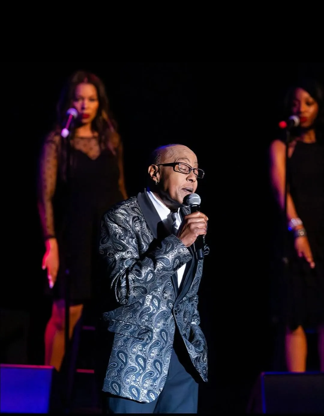 Makna If Ever You're In My Arms Again Peabo Bryson (credit:instagram.com/peabobryson2/photobeatsmedia)