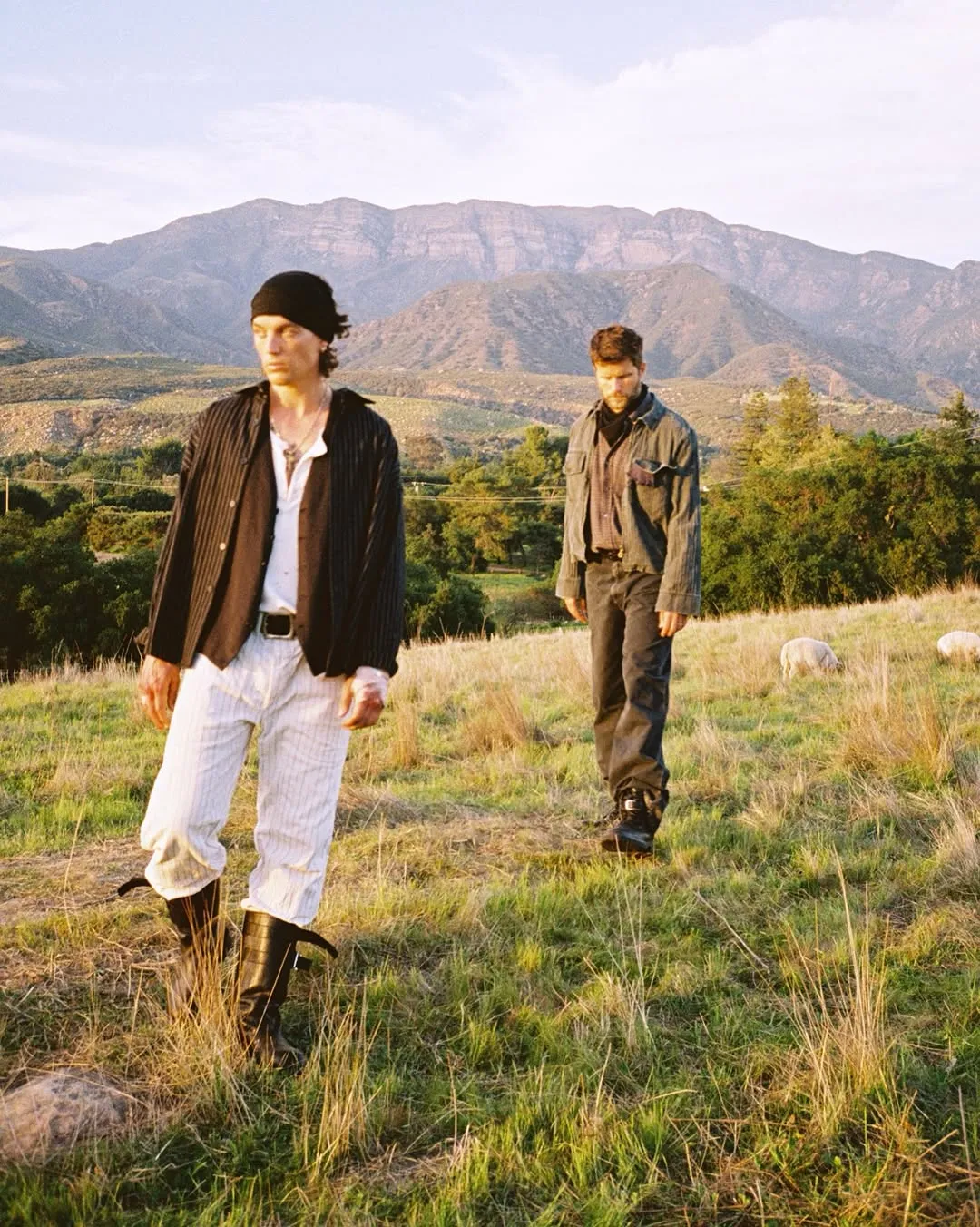 Perubahan Hati Pasangan: "How Could You Change Your Mind?" (credit: Instagram.com/lany/)