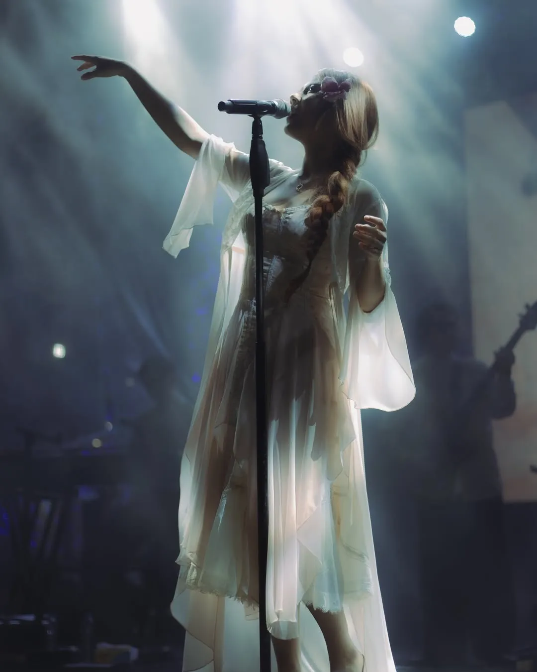 makna lagu Ah Nadin Amizah/cr: Instagram @cakecaine