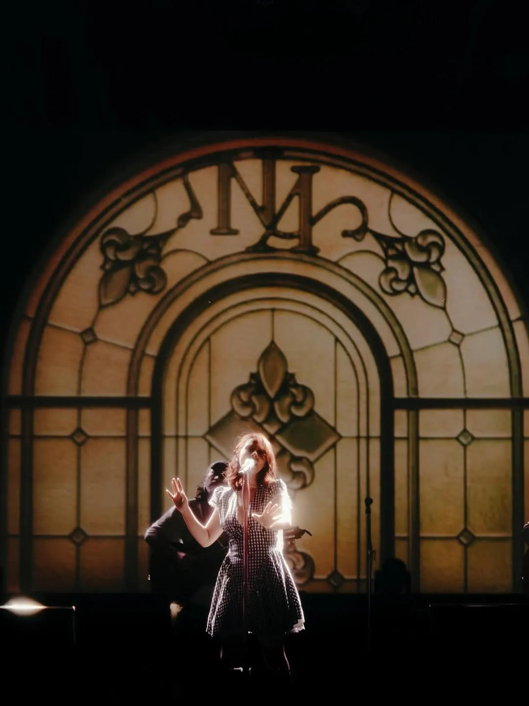 Makna lagu Di Akhir Perang oleh Nadin Amizah (credit:instagram.com/cakecaine/salmaastia)