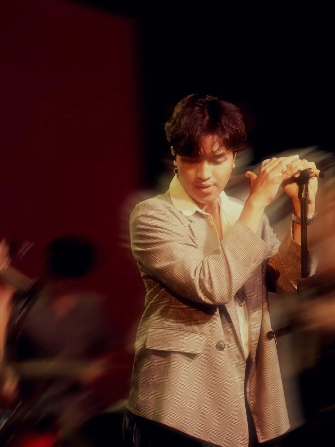 makna lagu Feels Like We're Still A Lover Aldi Haqq/credit: Instagram @aldi_haqq