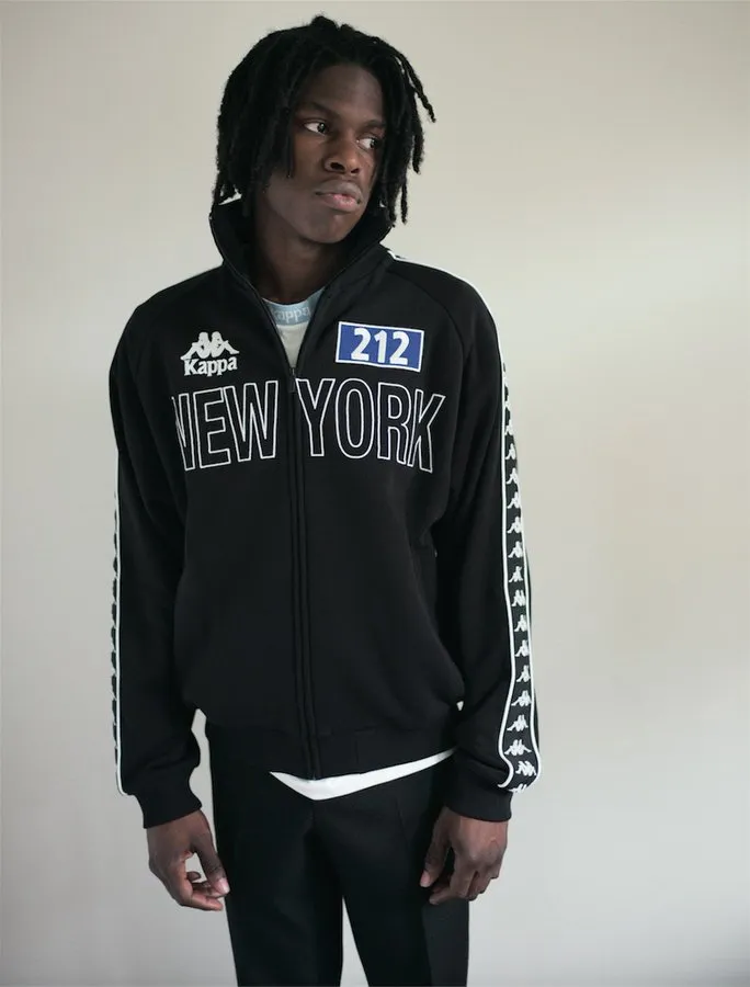 makna lagu Get You Daniel Caesar/cr: X @danielcaesar