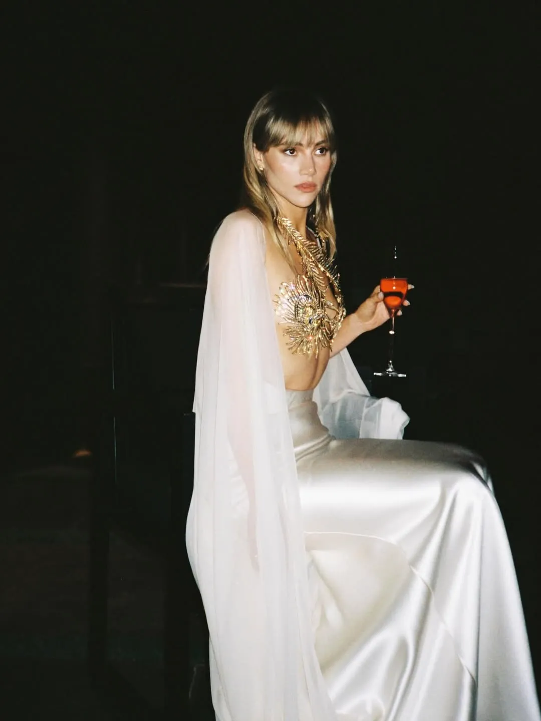 Kagum pada penampilan fisik (credit: instagram/sukiwaterhouse)