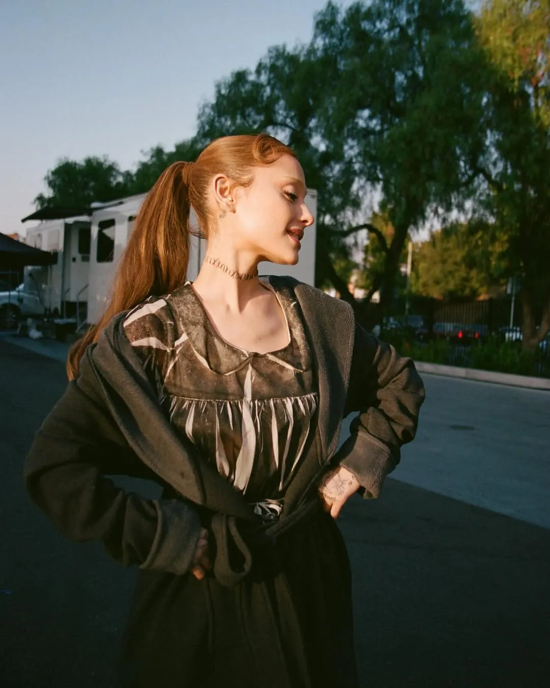 Hampstead menceritakan luka emosional dan proses penyembuhan diri (credit:instagram.com/arianagrande/katiatemkin)
