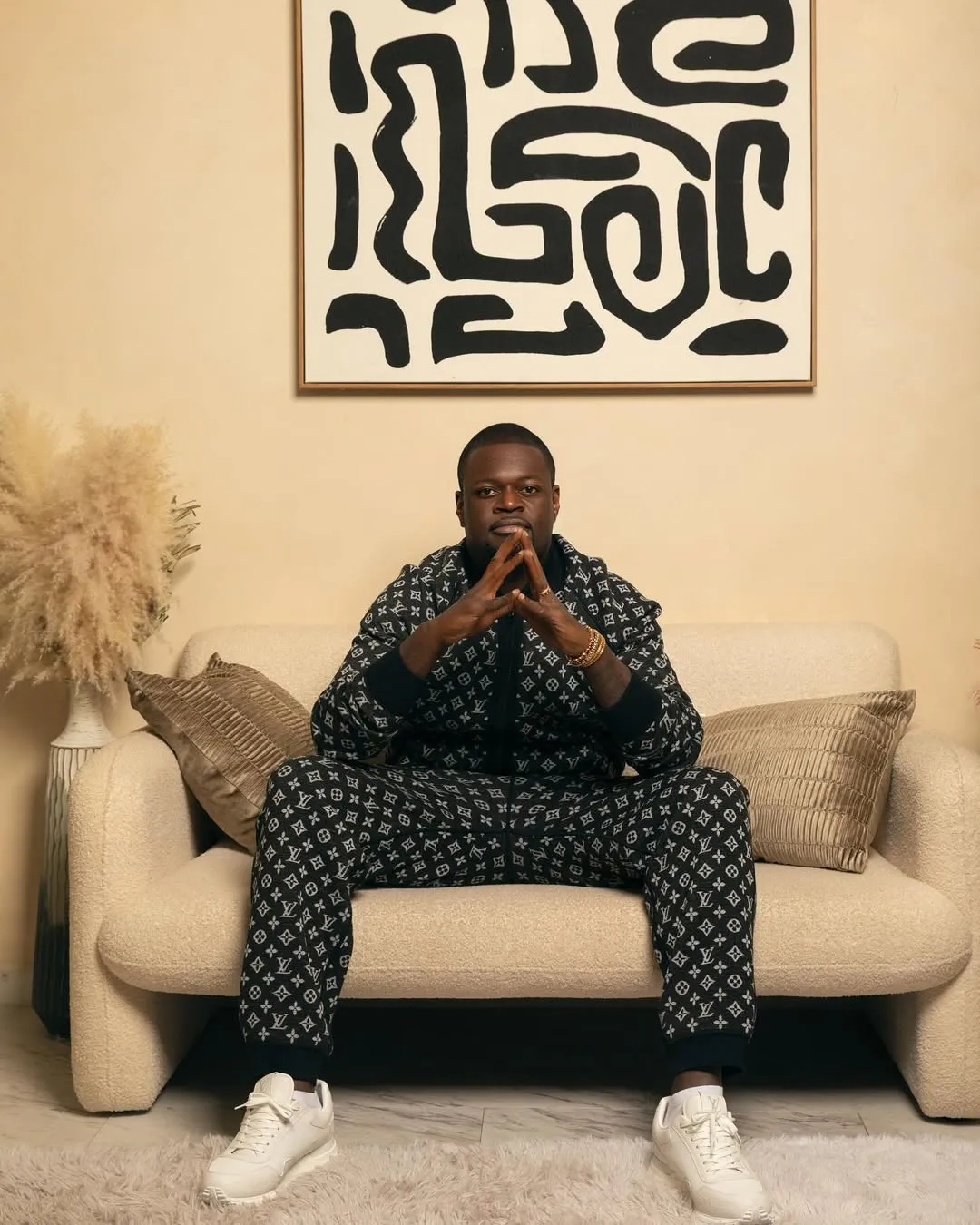 Arti dan Makna Lagu Poo Bear - Hard 2 Face Reality (credit: instagram/poobear)