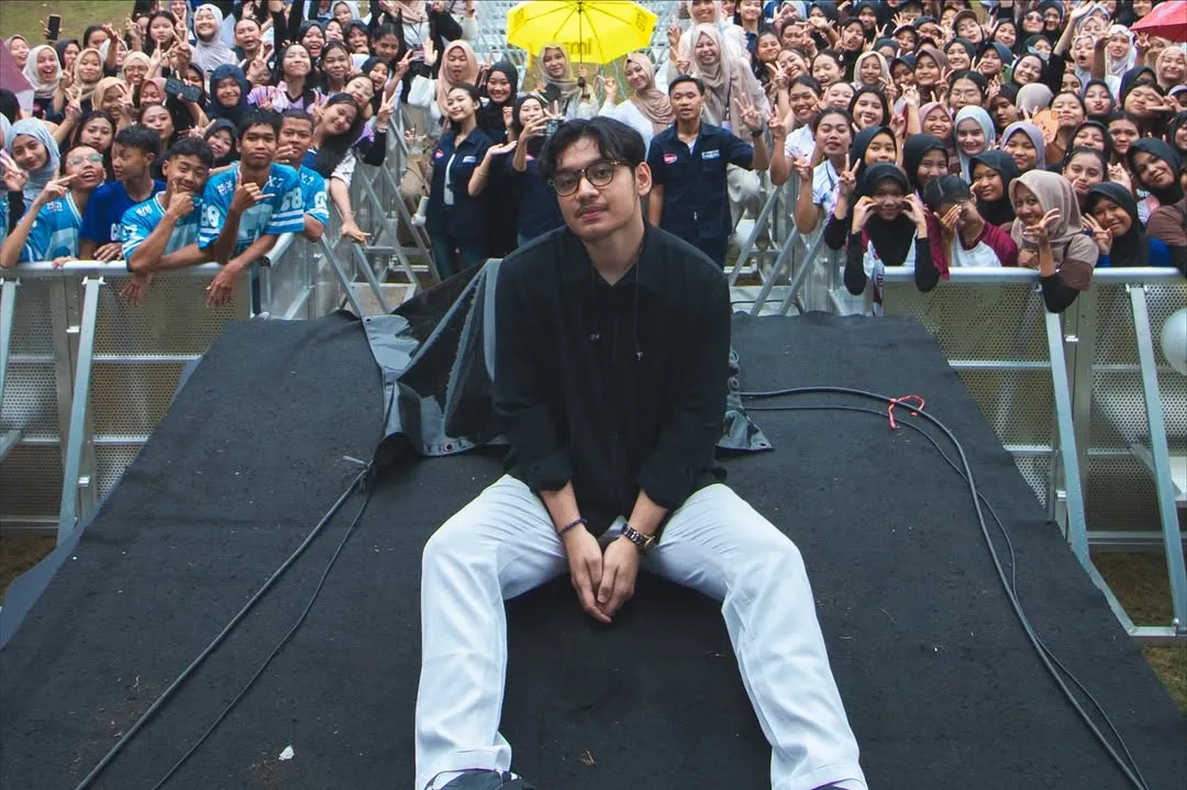 Makna lagu If Only Skyline tentang penyesalan (credit:instagram.com/listentoskyline/naufalhylmii)