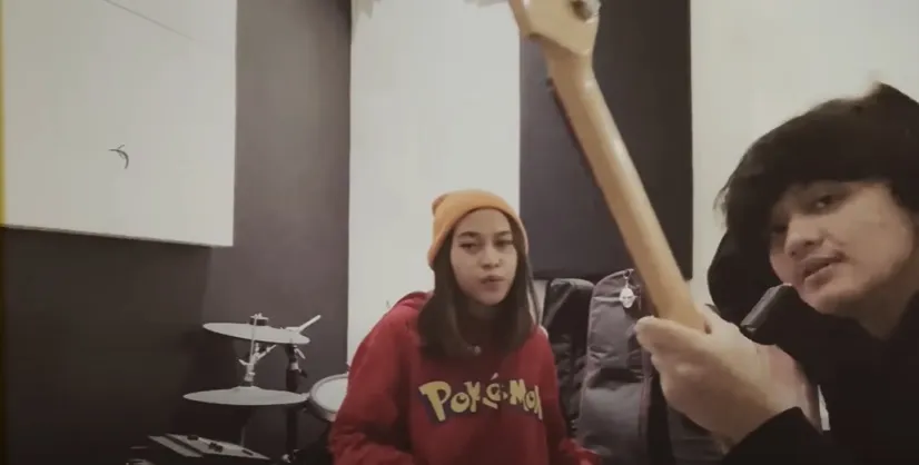 Kolaborasi penyanyi Arash Buana dan Raissa Anggiani (credit: Youtube.com/ Arash Buana)