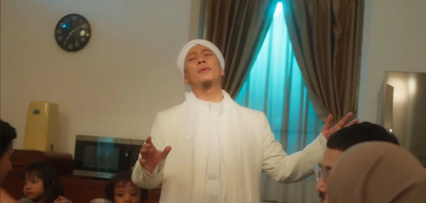 (credit: YouTube/Aquarius Musikindo)