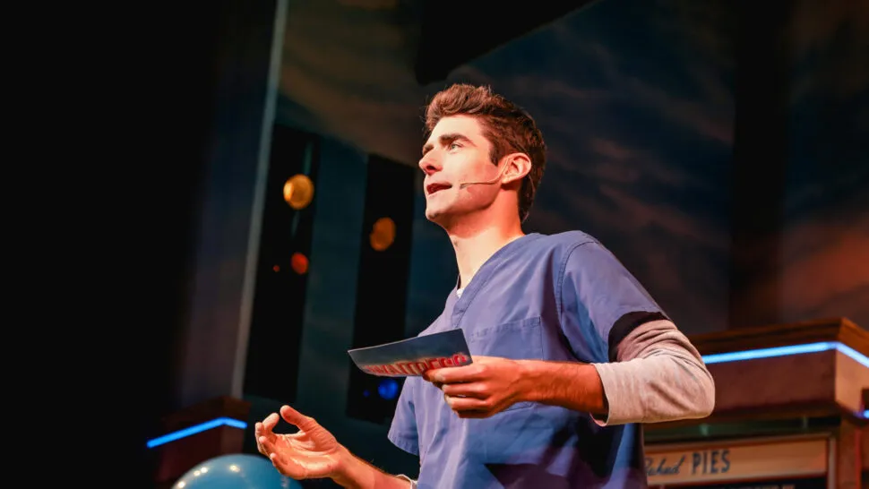 Makna lagu Never Ever Getting Rid of Me yang menyentuh (credit:imdb)