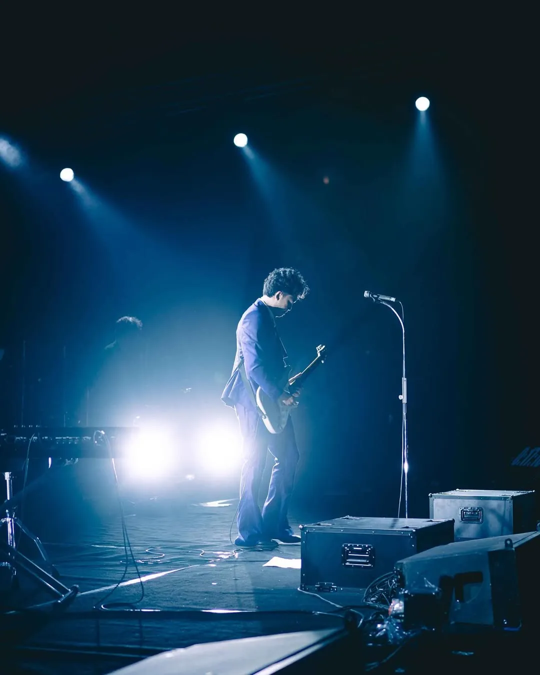 Makna lagu One Only Pamungkas yang menggambarkan cinta mendalam (credit:instagram.com/pamunqkas/harisman.satria)