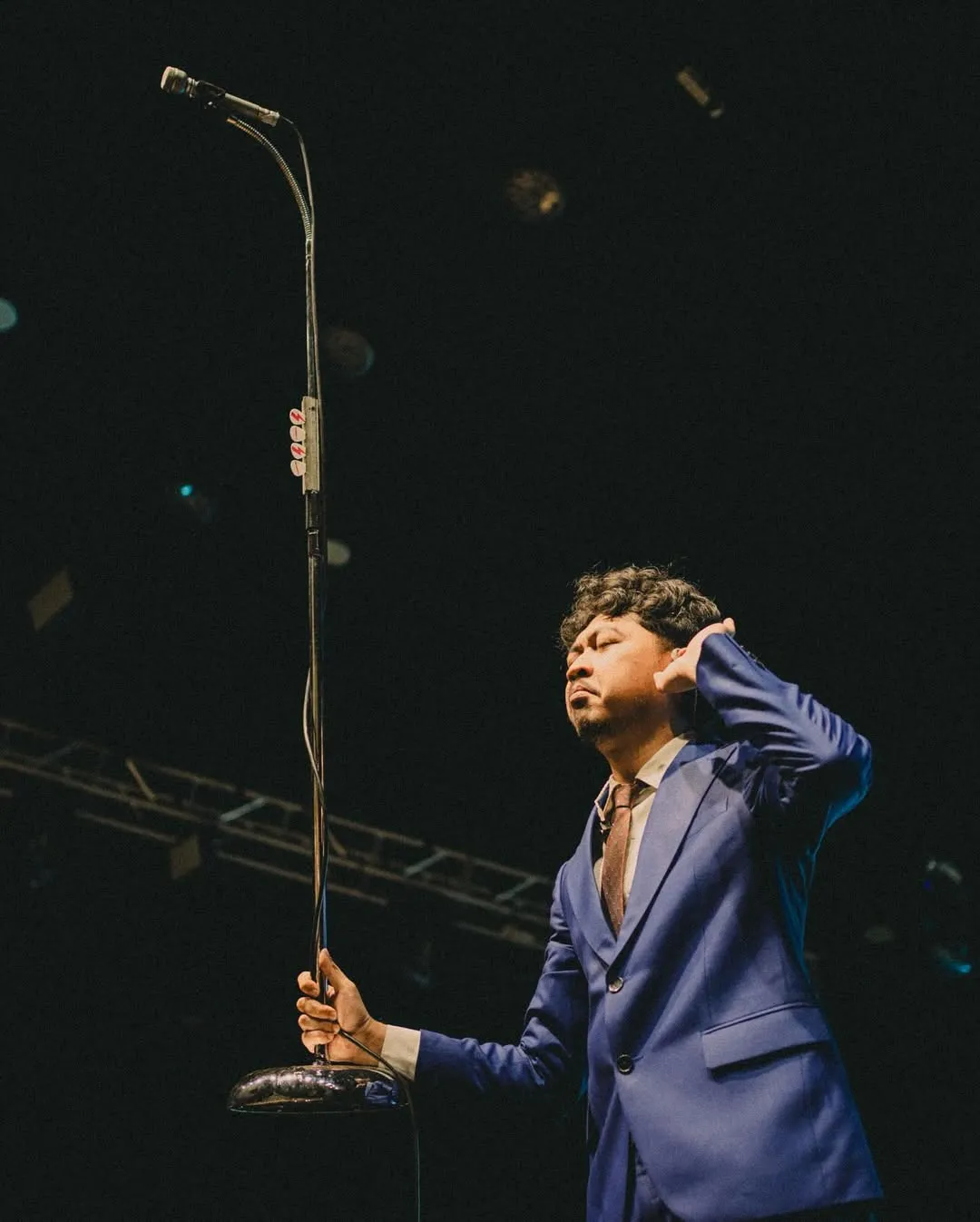 Makna lagu One Only Pamungkas yang menggambarkan cinta mendalam (credit:instagram.com/pamunqkas/harisman.satria)