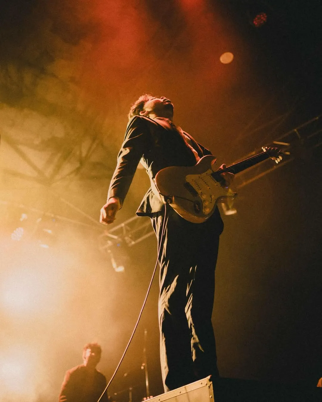 Makna lagu One Only Pamungkas yang menggambarkan cinta mendalam (credit:instagram.com/pamunqkas/harisman.satria)