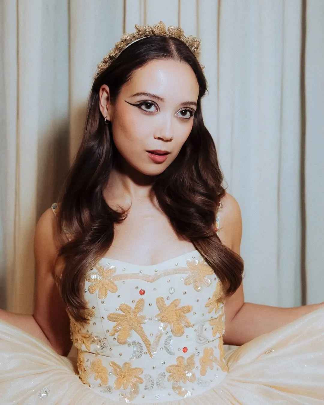 makna lagu Promise Laufey/credit: X @laufey