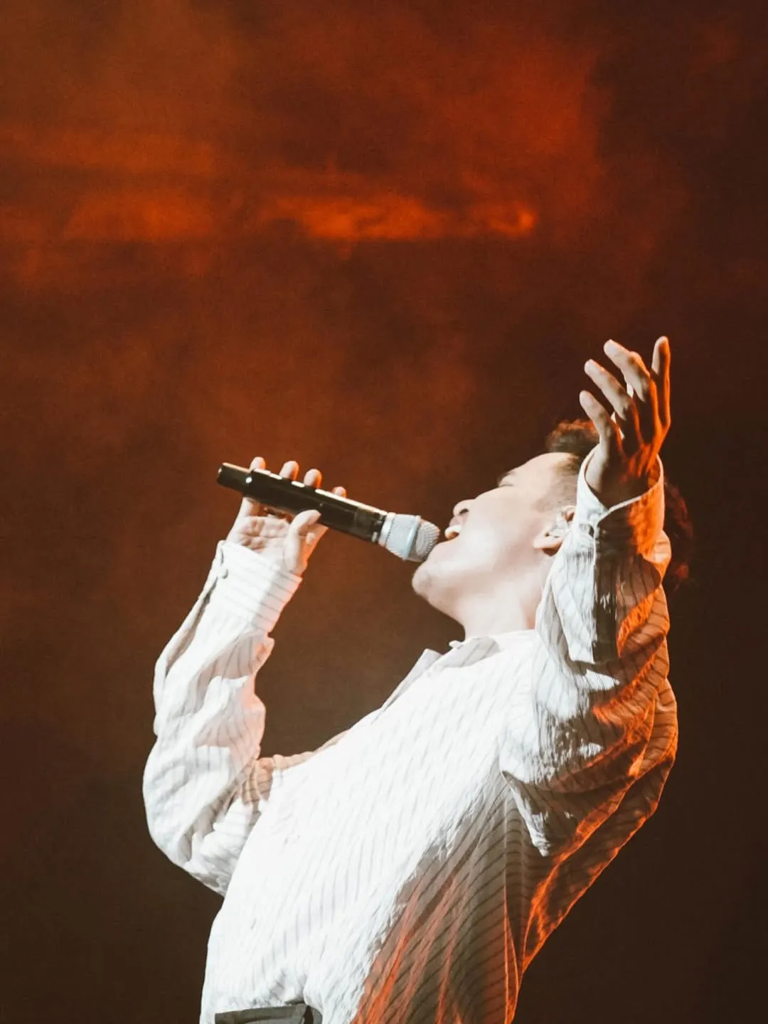 Lagu Ruang Baru yang menyentuh tentang perpisahan (credit:instagram.com/barsenabest/firassiregar)