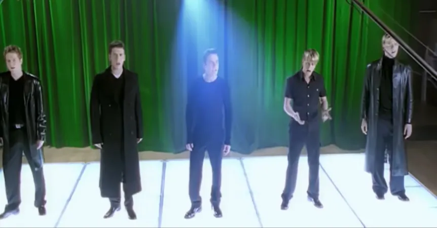 Cinta sebagai Perpaduan Antara Suka dan Duka (credit: Youtube.com/Westlife)