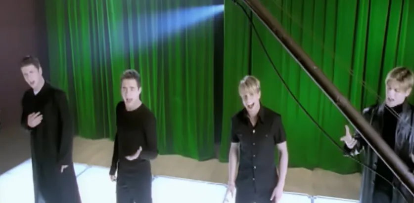 Semakin Mengenal, Semakin Dalam Rasa Cinta Itu (credit: Youtube.com/Westlife)