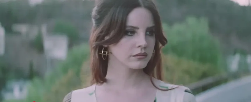Makna Lagu 'White Mustang': Sebuah Cinta Memikat Tapi menantang (credit: Youtube.com/Lana Del Rey)