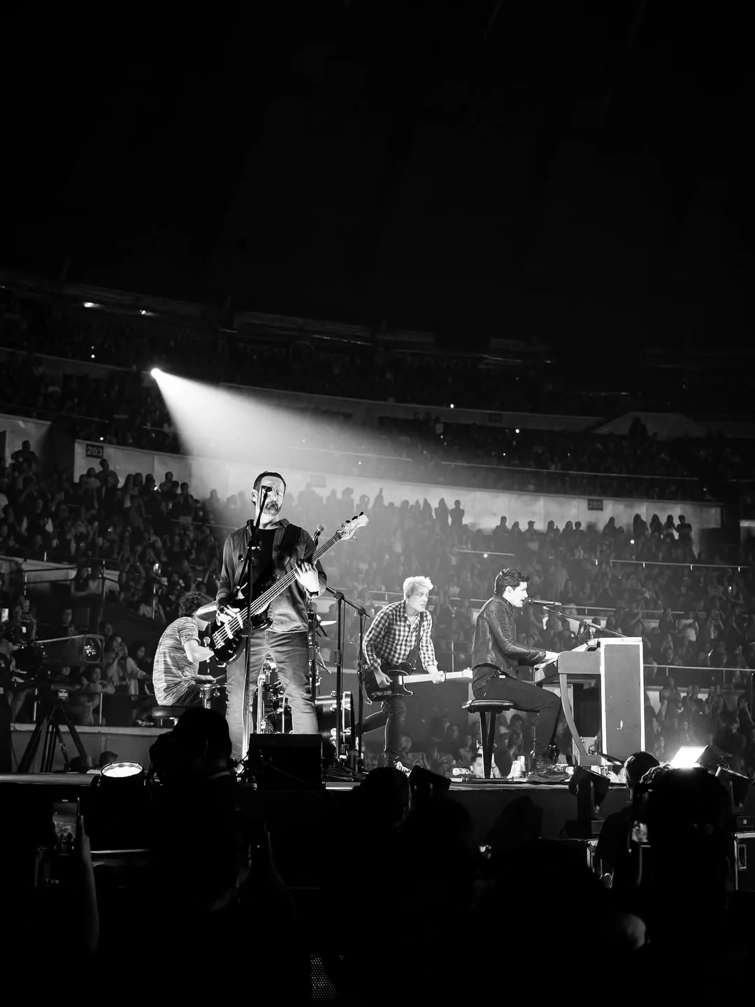 Makna lagu Breakeven The Script menggambarkan luka cinta sepihak (credit:instagram.com/thescriptofficial)