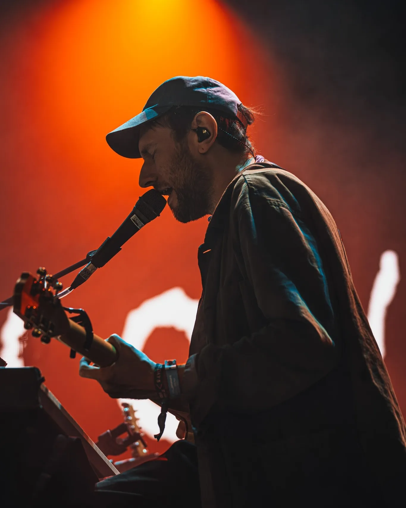 Lirik dan Arti Lagu Anchor - Novo Amor