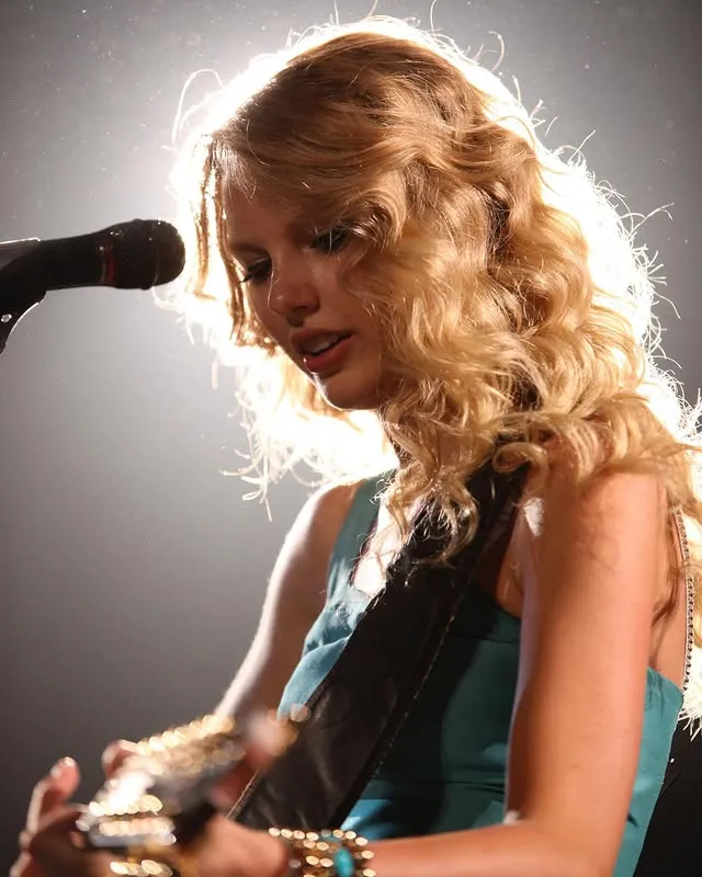 Lirik dan Arti Lagu White Horse