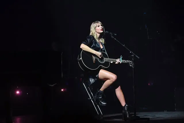 Makna Lagu White Horse