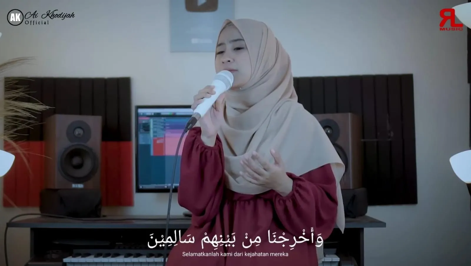 Lirik Sholawat Asyghil (credit: Youtube Ai Khodijah Official)