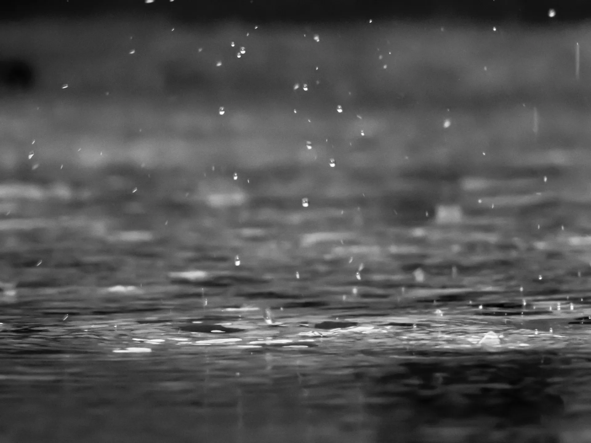 Air hujan (credit: Unsplash)