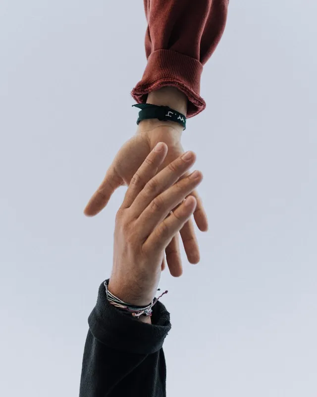 Pertanyaan Umum Seputar Mimpi Musuh Jadi Baik (c) unsplash.com