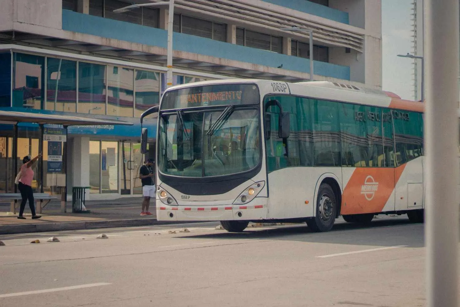Pengertian dan Arti Mimpi Naik Bus Secara Umum (c) Ilustrasi Pexels