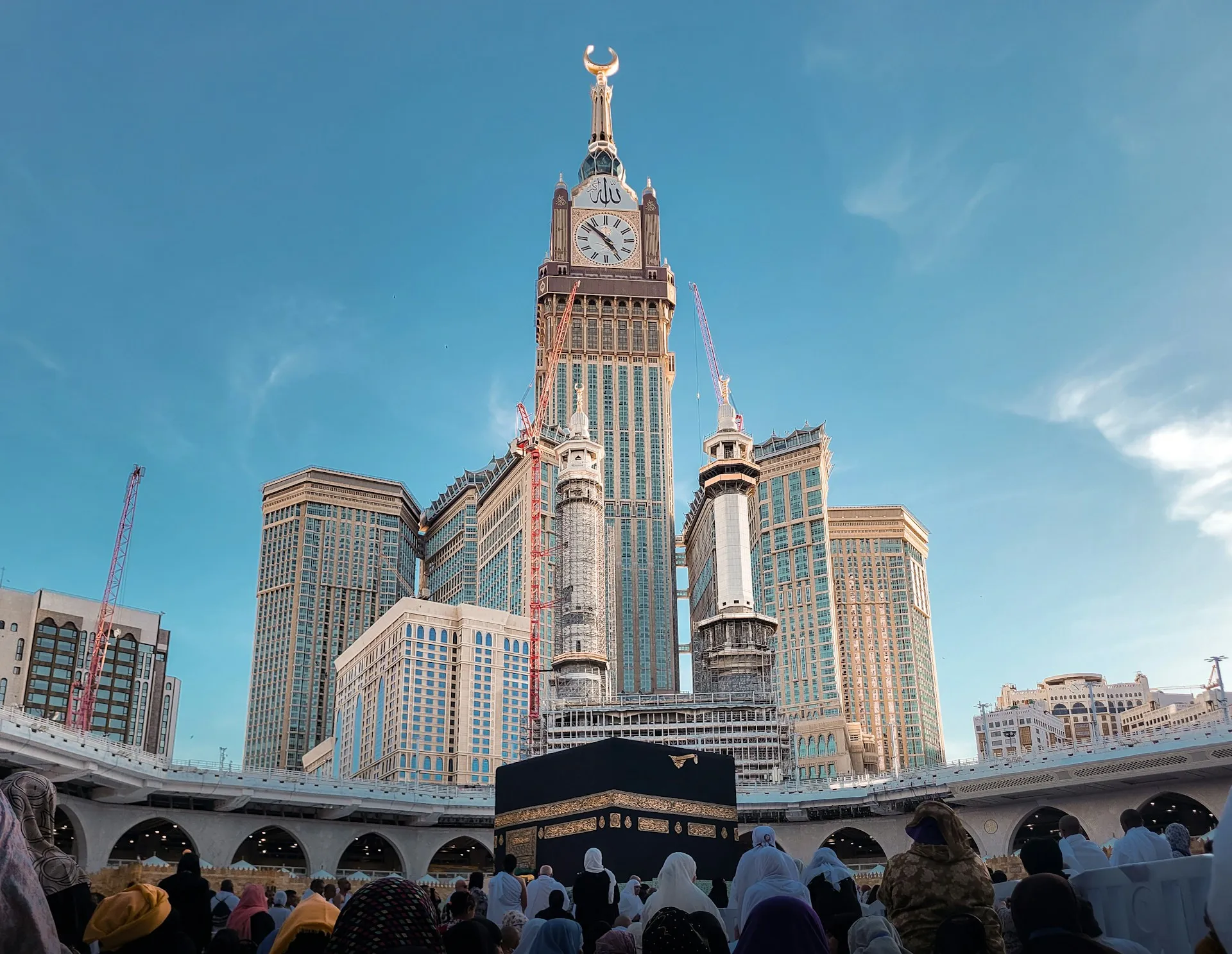 Suasana Makkah (credit: Unsplash)