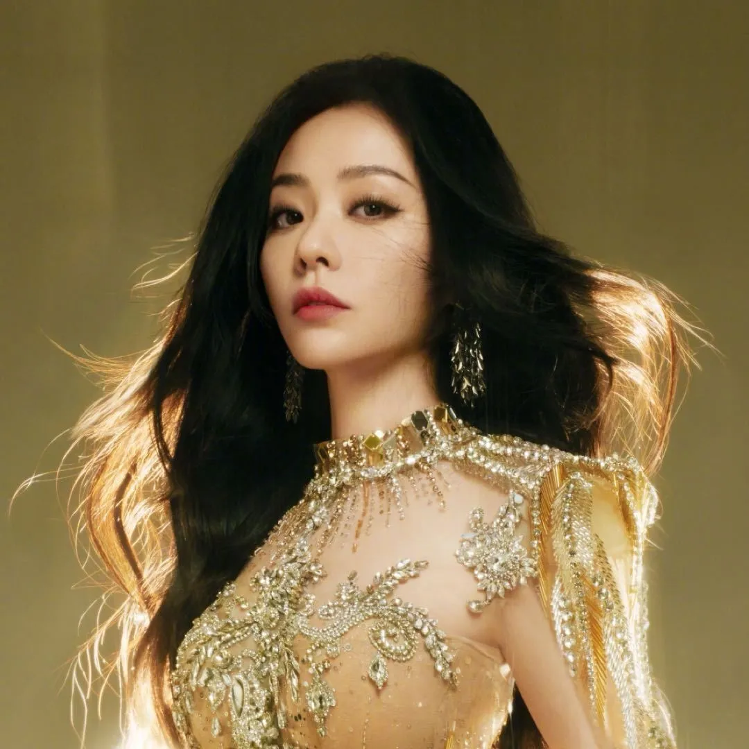 Zhang Jingyi  - Copyright: Weibo