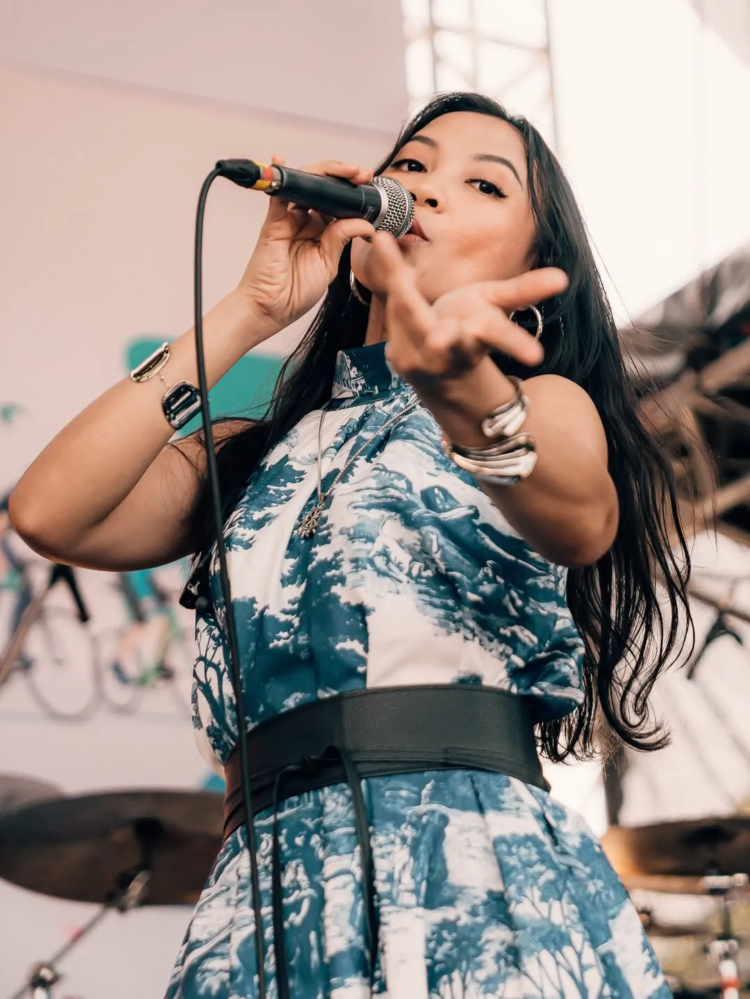 Asteriska on stage (Credit: instagram.com/asteriska_)