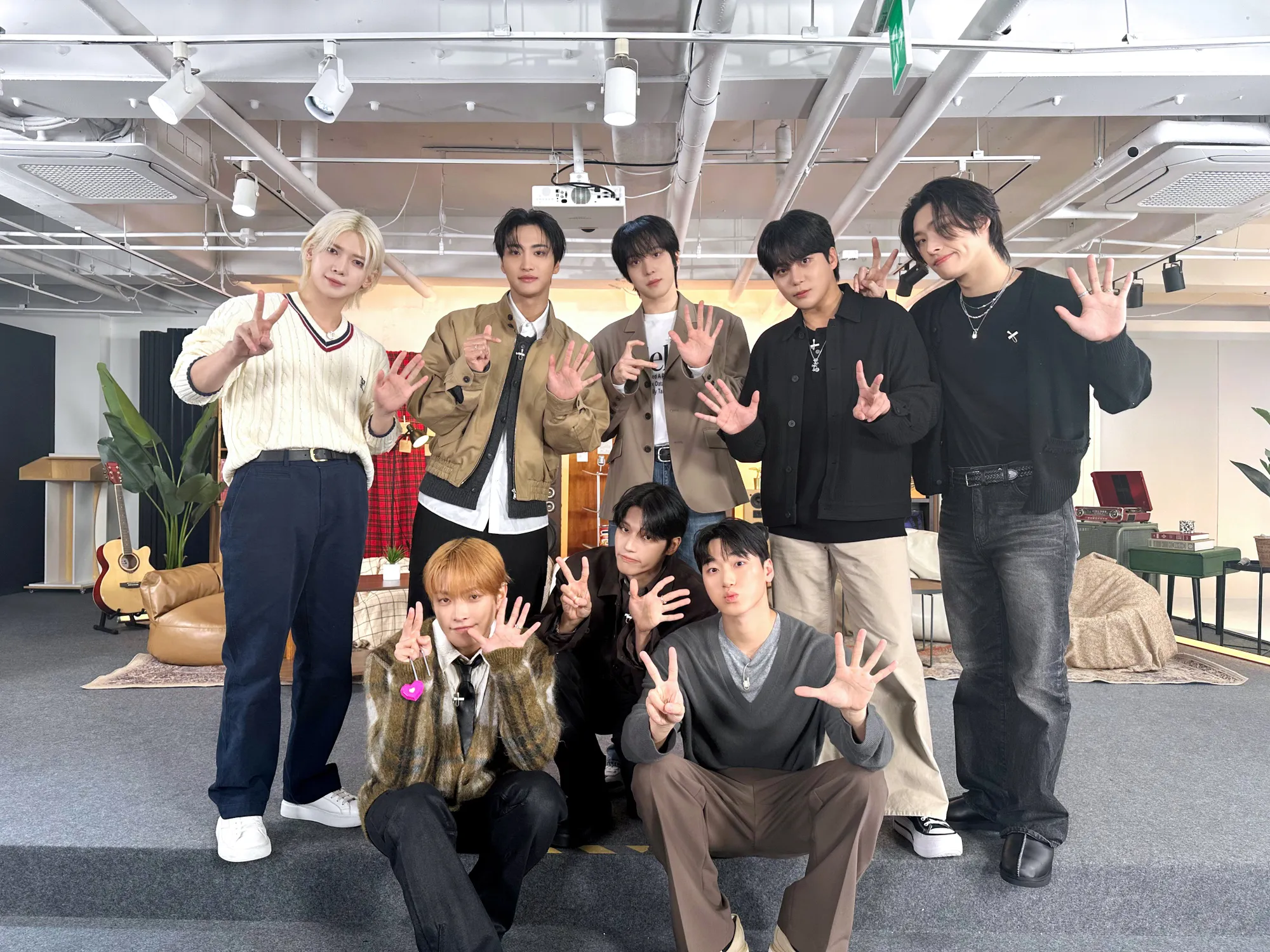 Boy Group K-Pop ATEEZ/x.com/ATEEZofficial