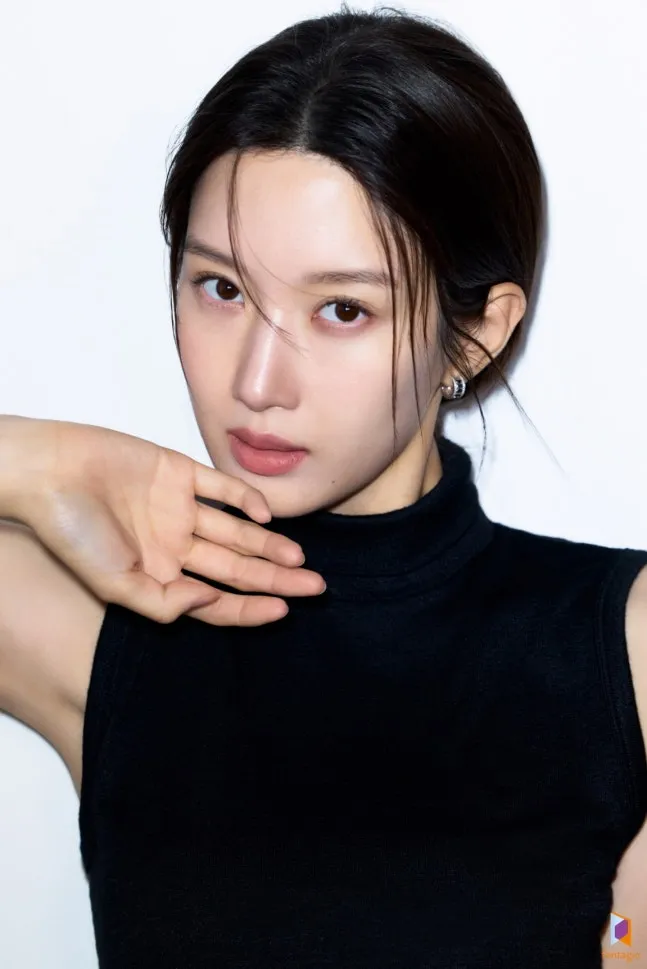 Fantagio merilis foto profil terbaru Moon Ga Young. / instagram.com/fantagio_official