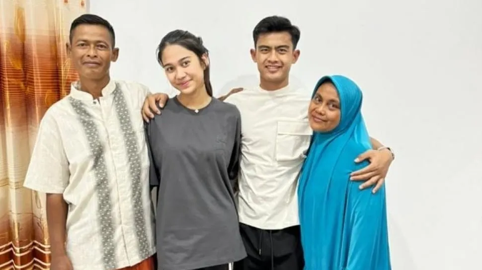 Kenangan Arhan bersama ayahnya (credit: Istimewa)