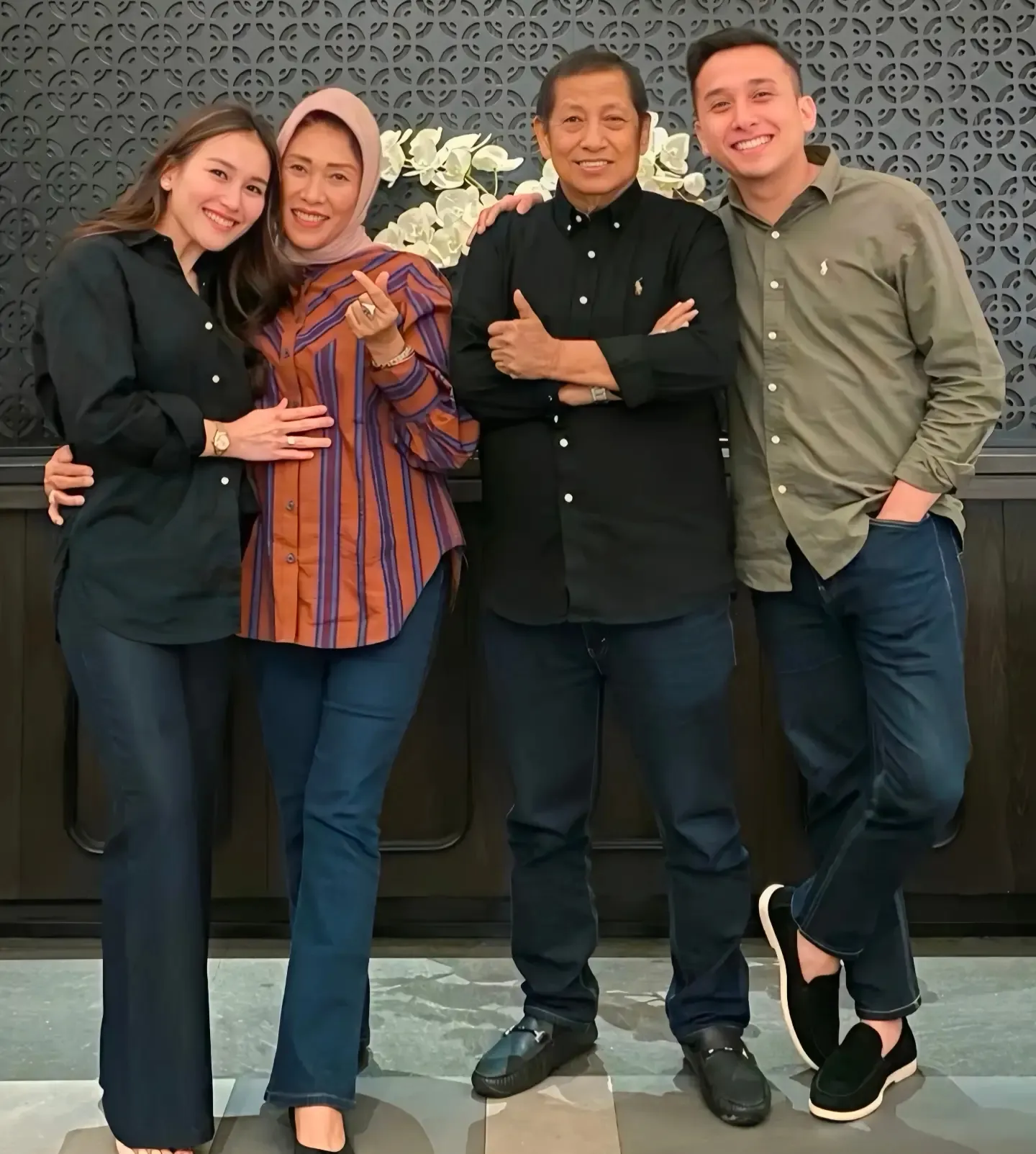 Ayu Ting Ting dan keluarga Kevin Gusnadi © instagram.com/fitriwhy04