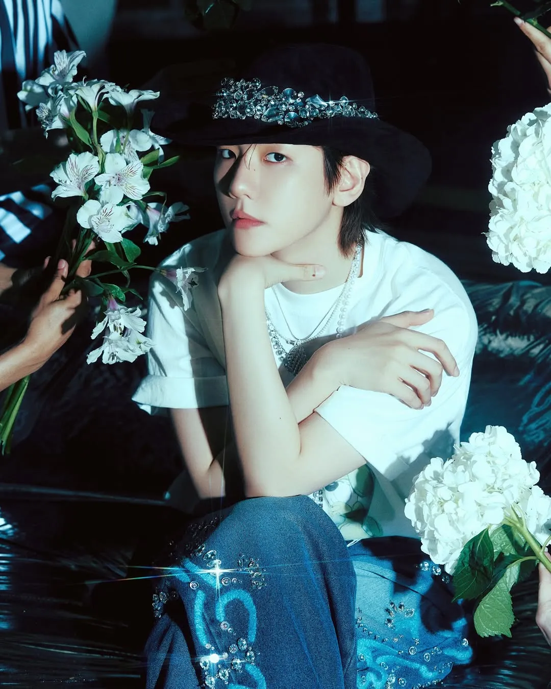 topi hitam/Instagram @baekhyunee_exo