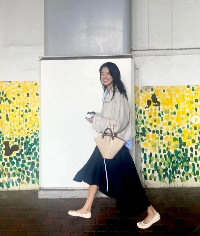 Ilustrasi Han Hyo Joo (Image by @hanhyojoo222 on Instagram)
