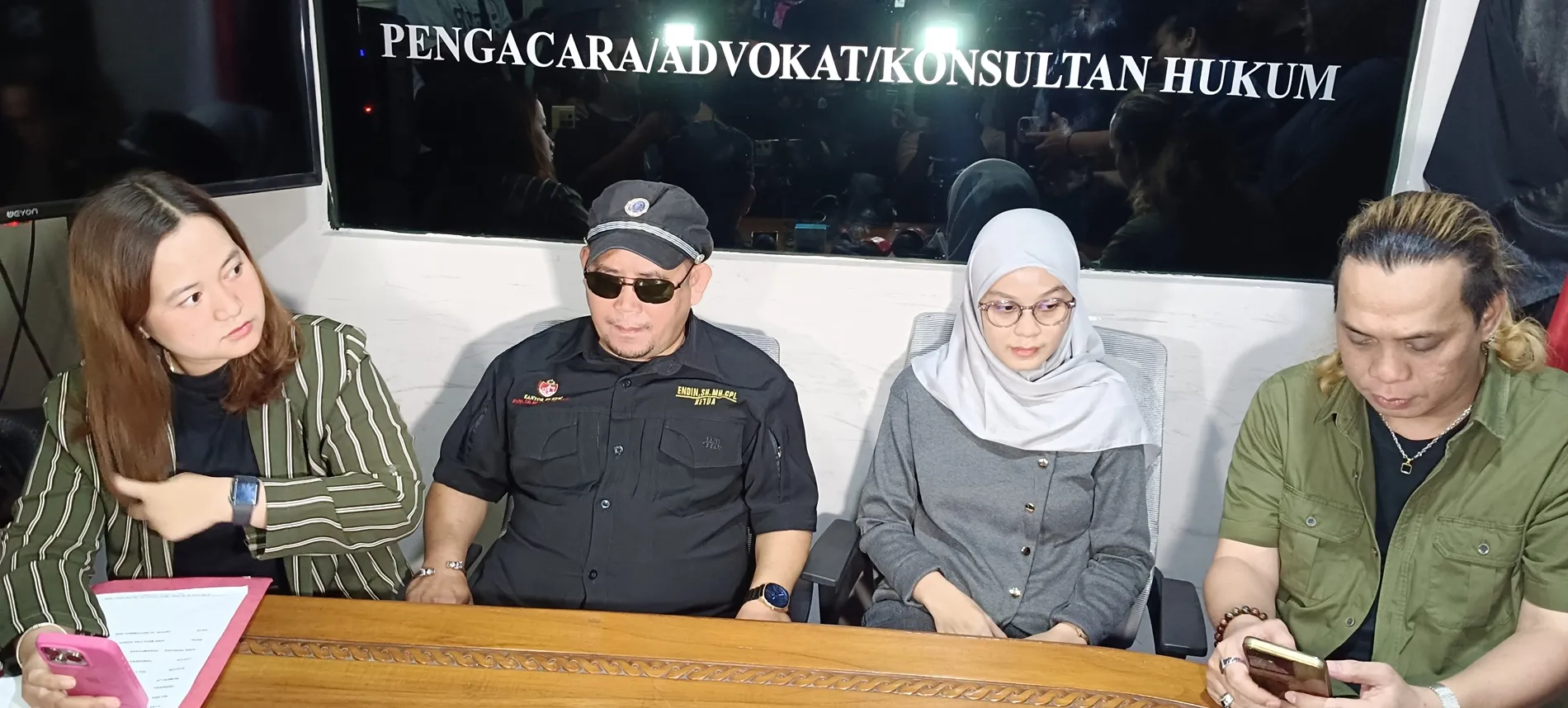 Mobil hingga Perhiasan